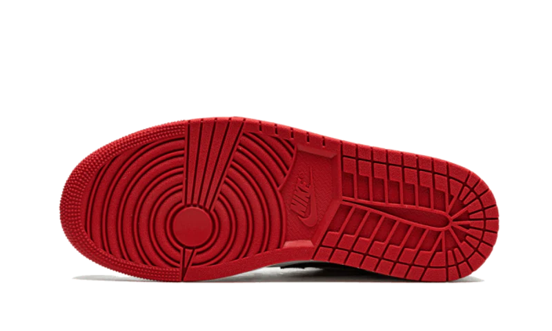 Air Jordan 1 Low Bred Toe - Image 4
