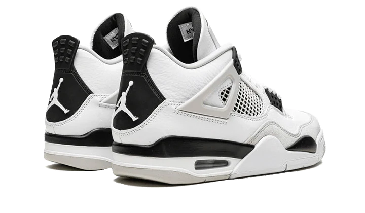 Air Jordan 4 Military Black - Image 3