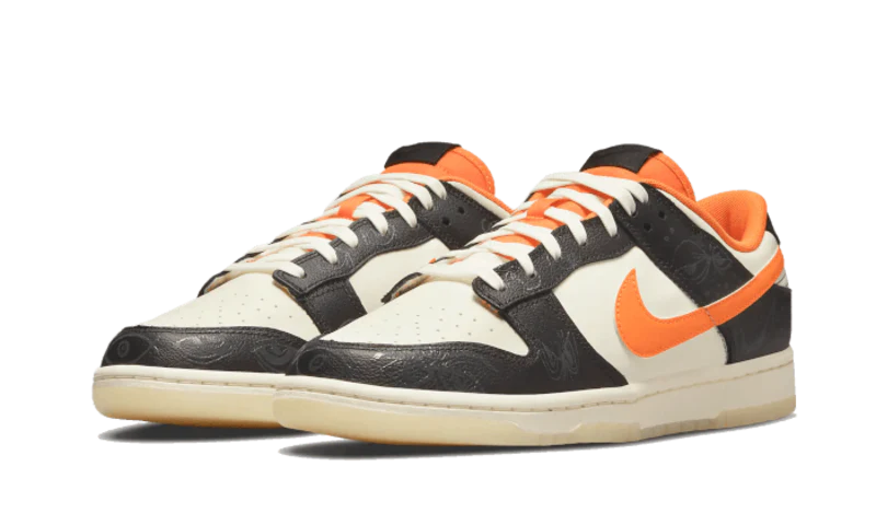 Dunk Low PRM Halloween (2021) - Image 2