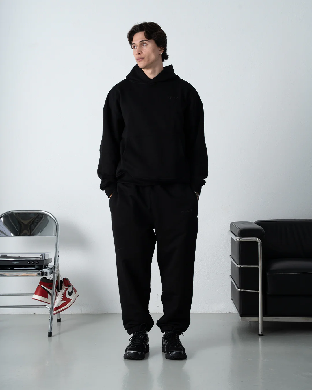 Everyday Sweatpants Black - Image 3