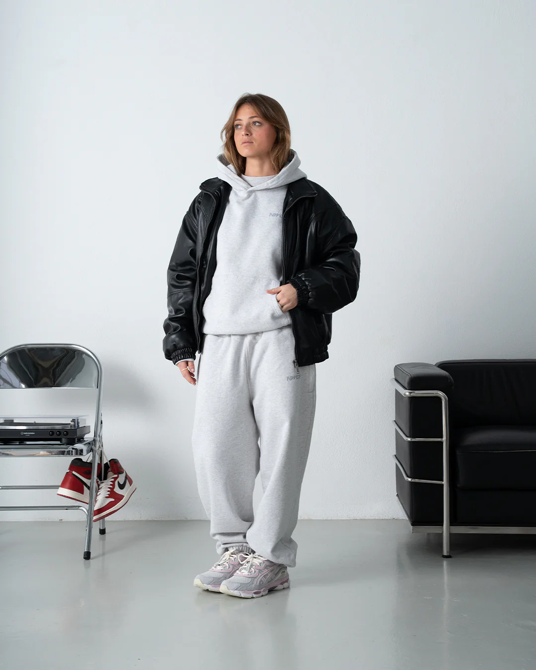 Everyday Sweatpants Grey - Image 3