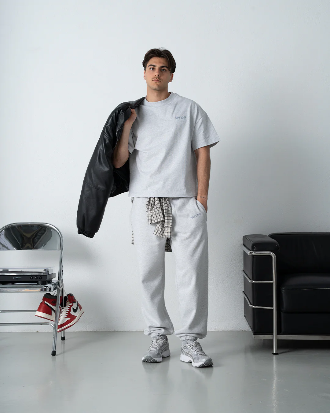 Basic Tee Grey - Image 3