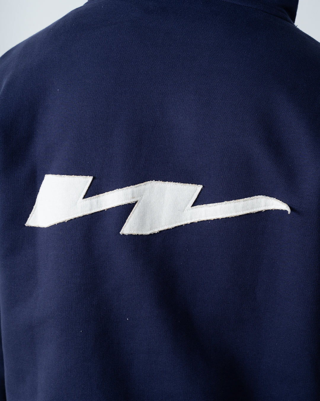 W Patch Hoodie Navy - Image 5